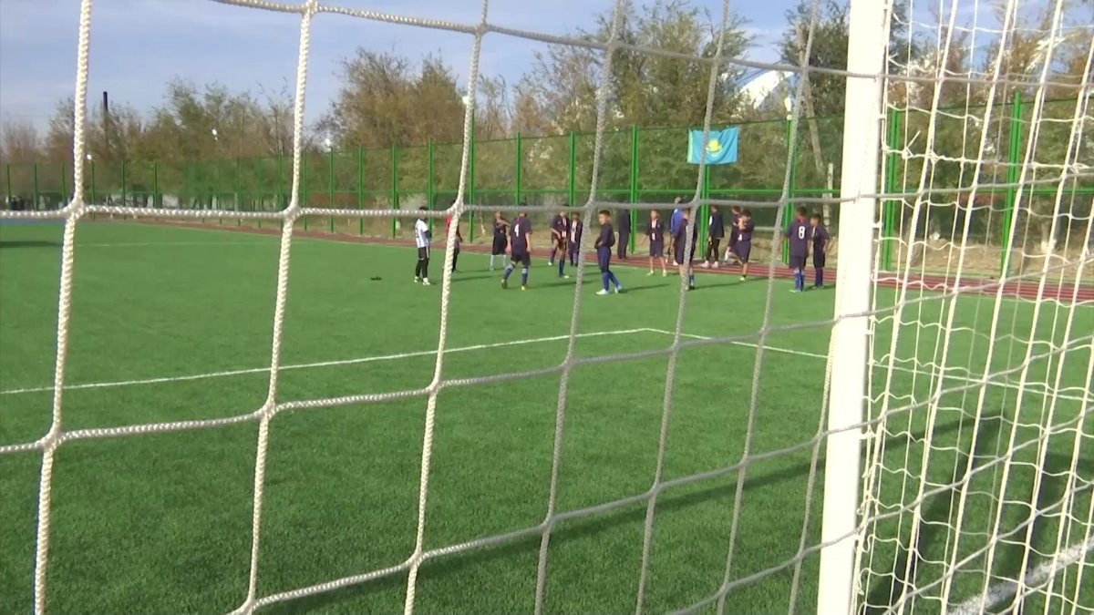 Түркістан облысындағы Отырар ауданында жаңа футбол алаңы пайдалануға берілді