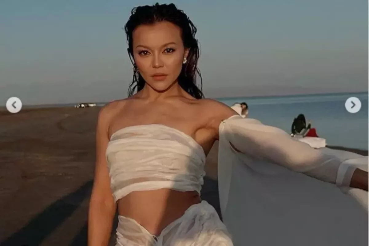 "Масқара, сізден мұндайды күтпедік". Ашық образдағы Аша Матайдың жеңгесі жұрттың сынына қалды