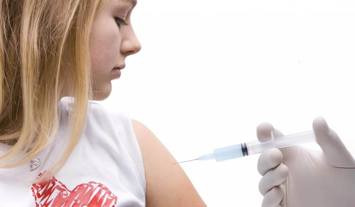 Келер жылдан бастап 11-13 жастағы қыздарға жатыр мойны обырына қарсы вакцина салынады – онколог