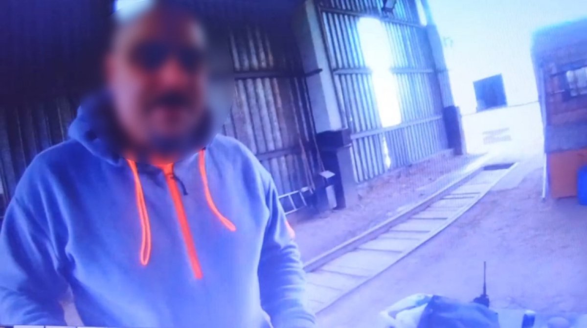 Наркотики пытался перевезти россиянин через границу с Казахстаном