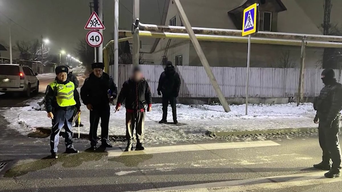 Алматыда көлік құралын басқару құқығынан айырылған жүргізуші жасөспірімді қағып өлтірді