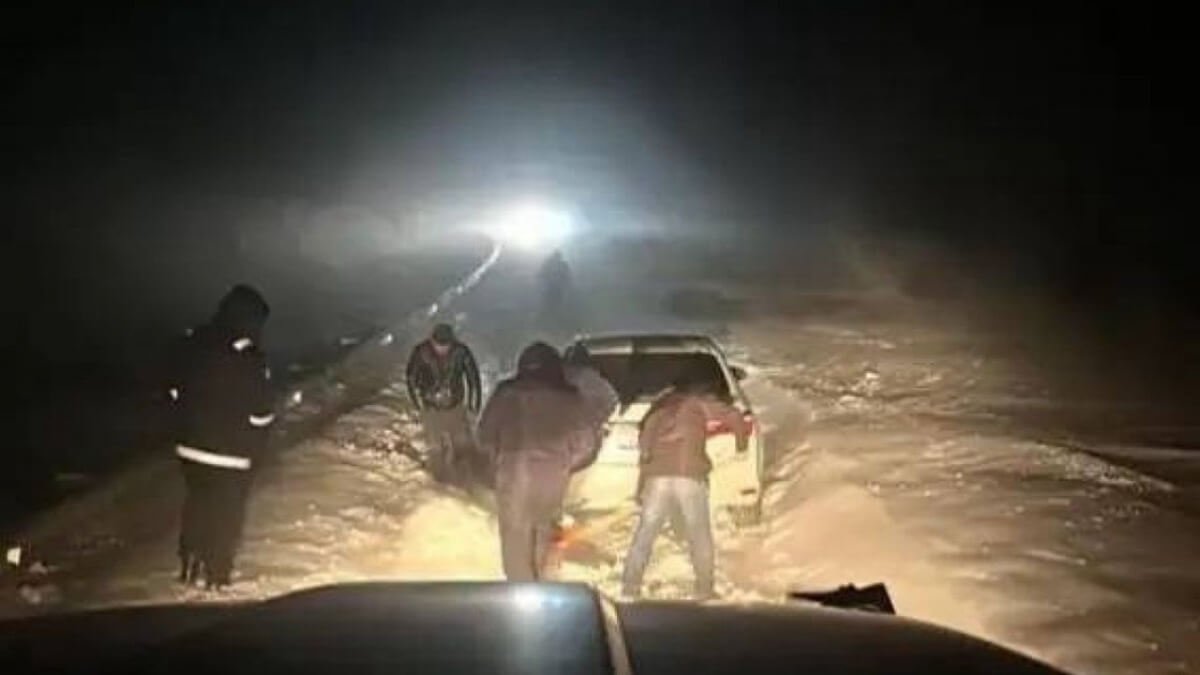 Жамбыл облысында қар құрсауында қалған 244 адам жылыту пунктеріне орналастырылды