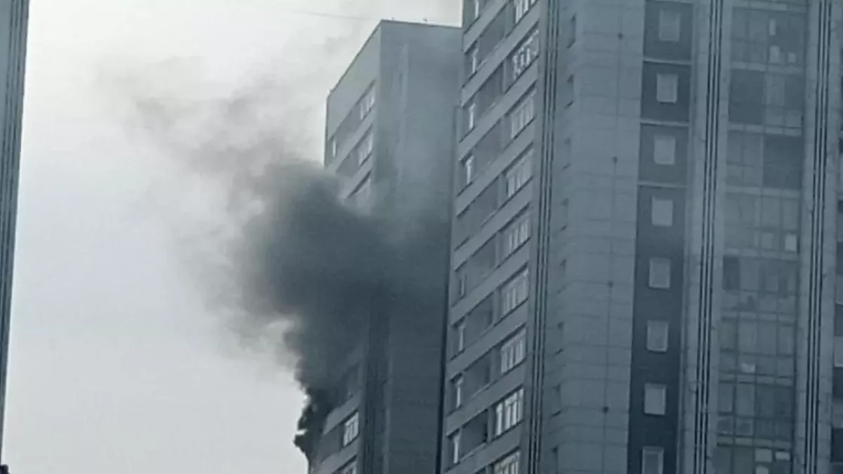 Шымкентте 17 қабатты тұрғын үйдегі пәтерлердің бірінде өрт шықты: 50-ден астам адам эвакуацияланды