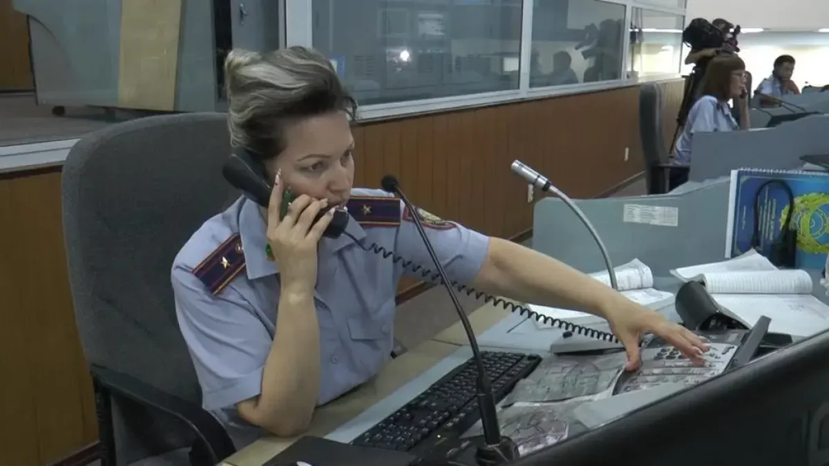 Алматыда полицейге қол көтерген ер адам қамауға алынды