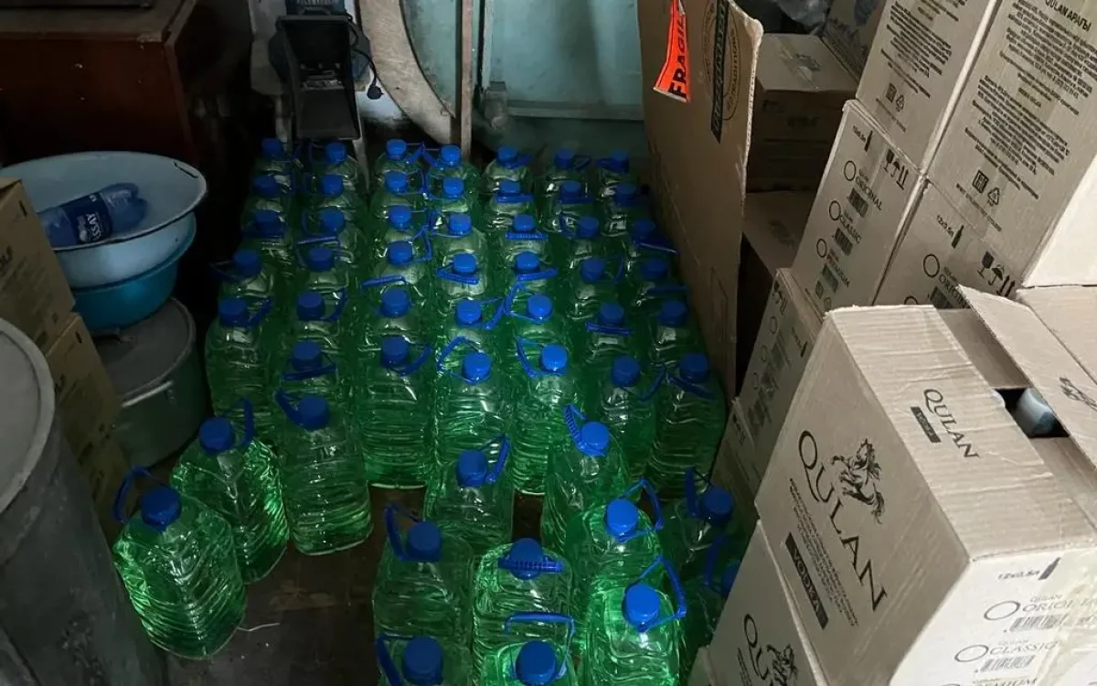 СҚО-да ауыл тұрғынынан мың литрге жуық заңсыз алкоголь алынды