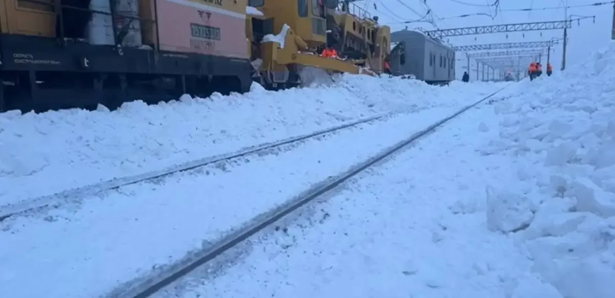 «Алматы 2-Атырау» жолаушылар пойызы мәжбүрлі түрде тоқтады - ҚТЖ