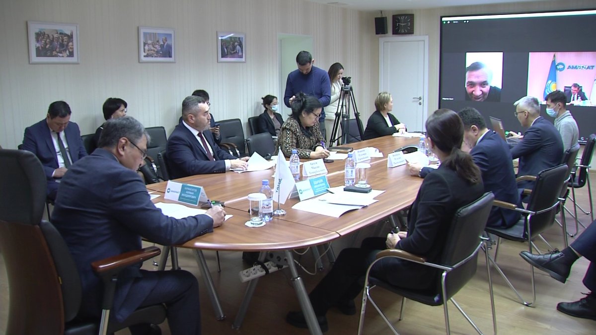 Водные проблемы обсудили в общественной приемной «AMANAT»