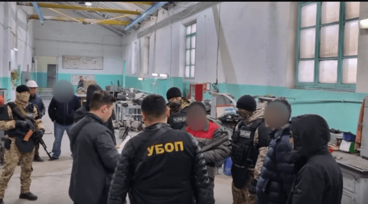 Семейде зауыт жұмысшылары 2 млн теңгенің кабелін ұрлаған
