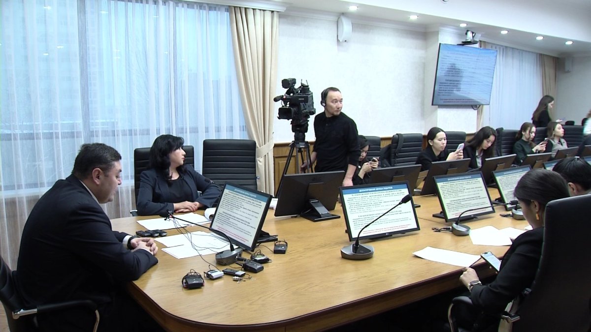 Всеобщее декларирование: как вписать ценные подарки и дорогих животных в документ?