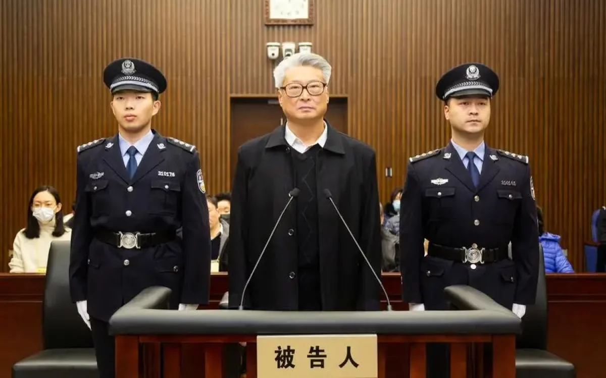 Қытайда кеме жасайтын корпорацияның басшысы пара алғаны үшін 13 жылға сотталды