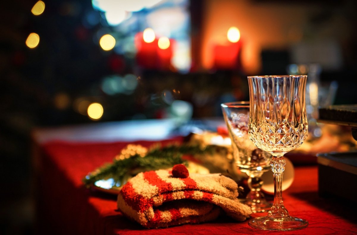 Как пережить новогоднее застолье и не отравиться: советы медиков