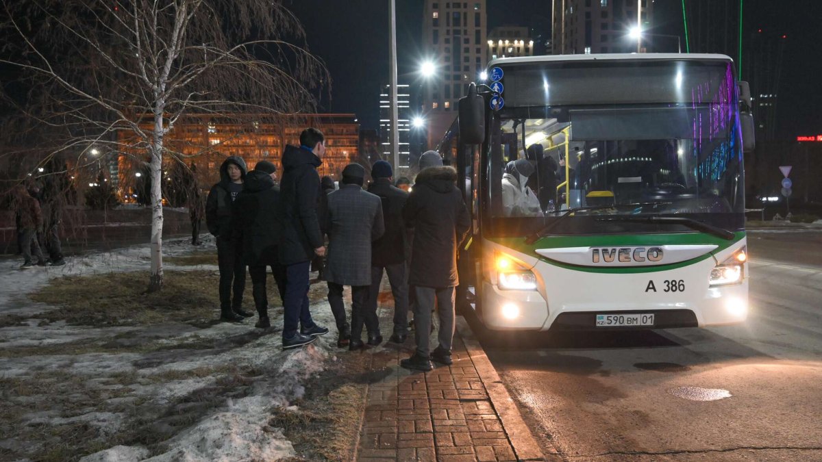 Қоғамдық көлік кешігуі мүмкін