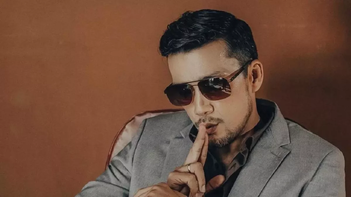 "Қартаюды ұмытқан": 41 жастағы Дастан Оразбеков көпшілікті биімен таңғалдырды