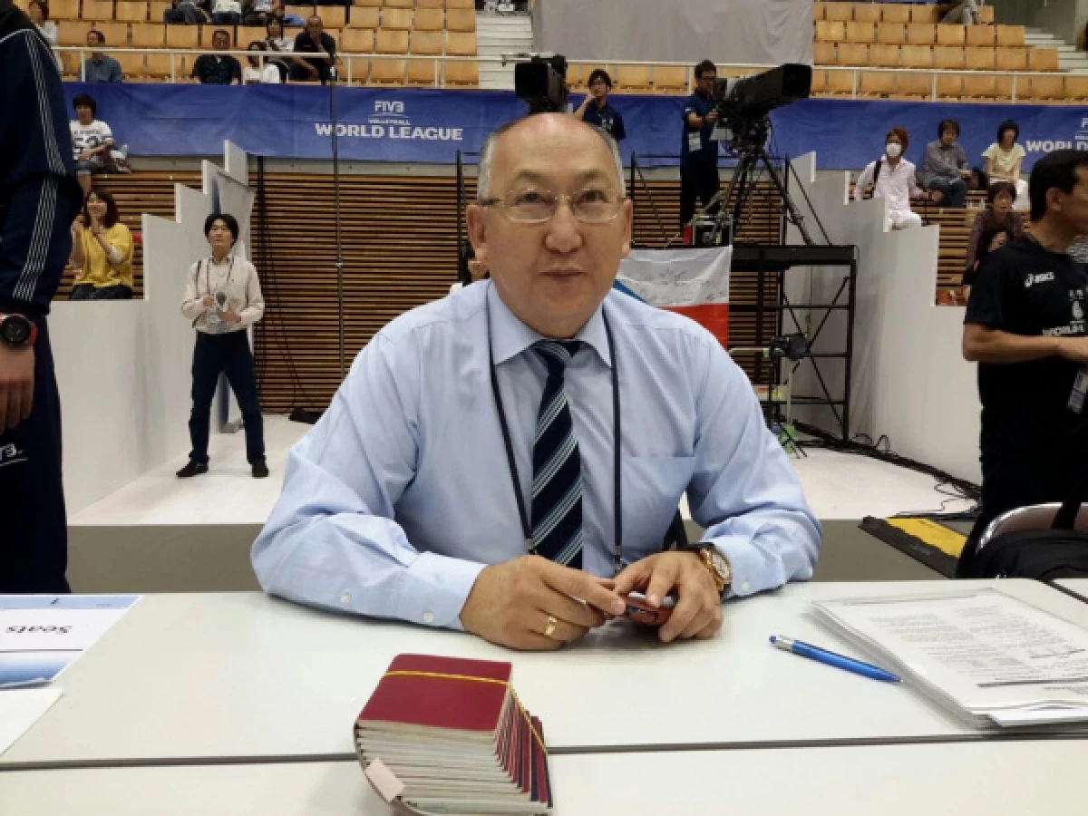 «Жүлде түгілі, жалақыны да уақытылы төлей алмаймыз»: Ермек Сырлыбаев ащы шындықты айтты