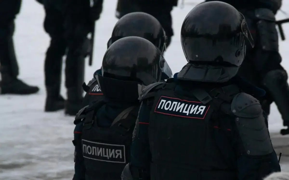 Ресей мектебінде оқушы қыз қарудан оқ жаудырды: Қаза тапқандар бар