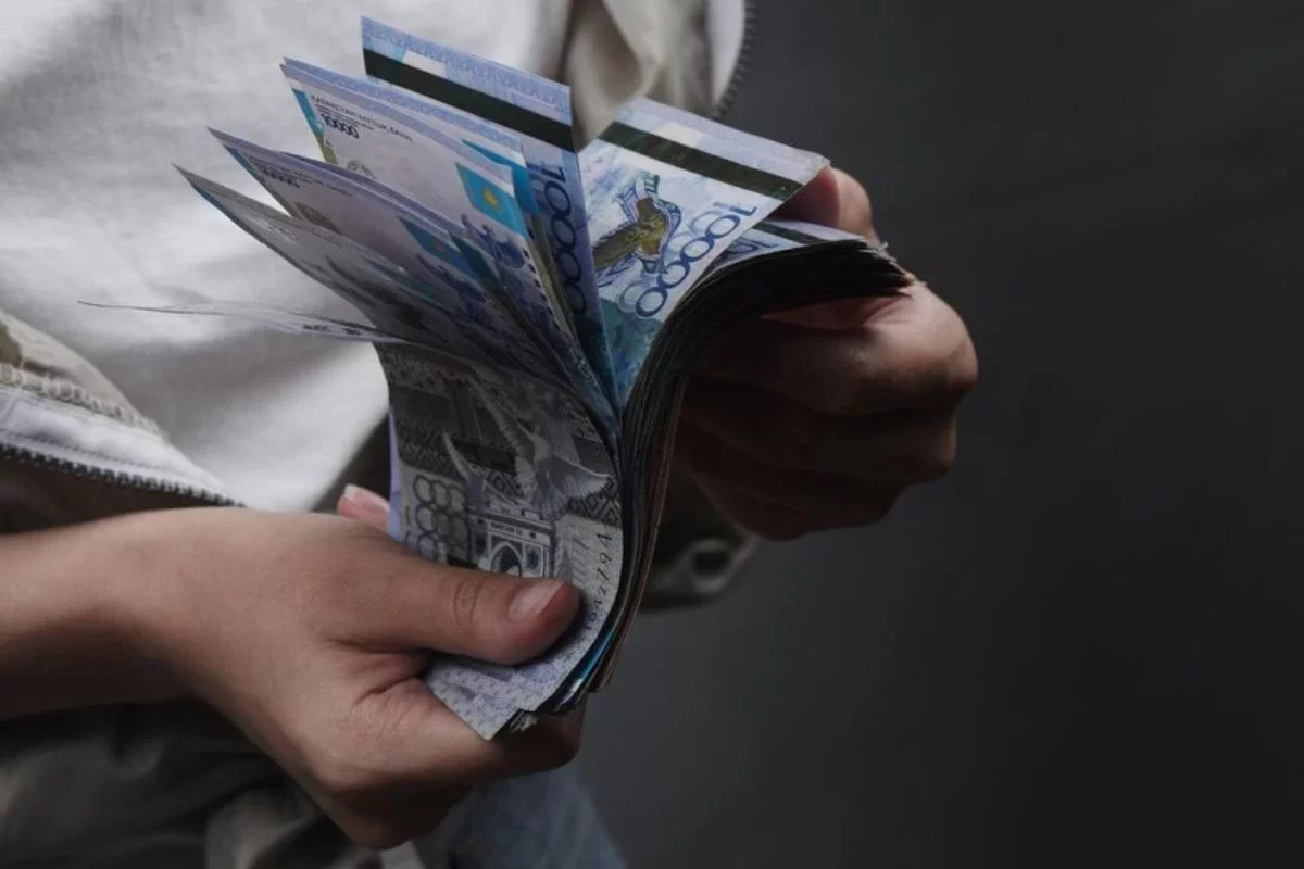 Қазақстанда ең көп жалақы алатын мамандықтар белгілі болды