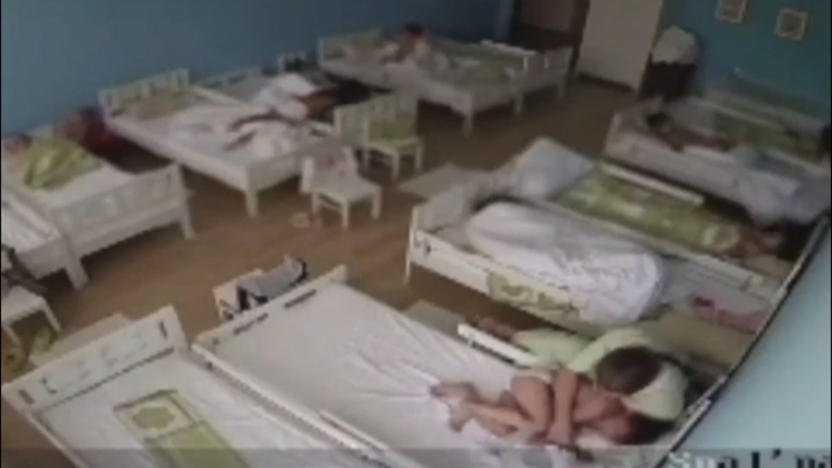 Алматыда балабақша тәрбиешісі бүлдіршінді ұрып-соққан