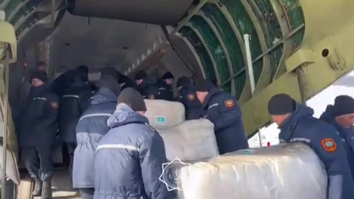 Қазақстан жойқын зілзаладан зардап шеккен Сирияға көмек жөнелтті