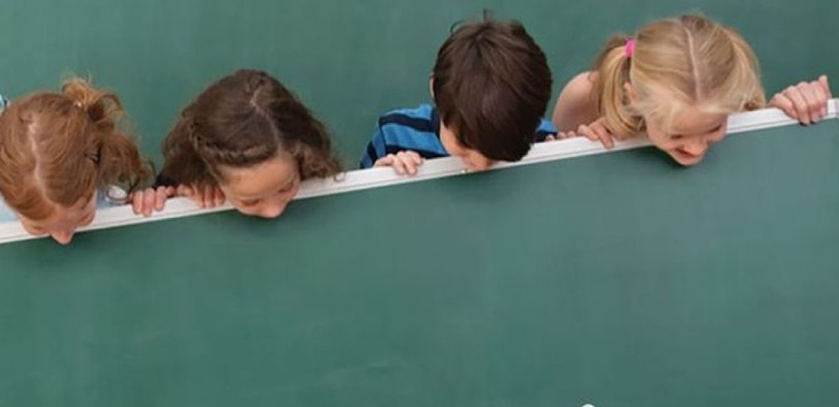 Четырехдневную учебную неделю тестируют для европейских школьников