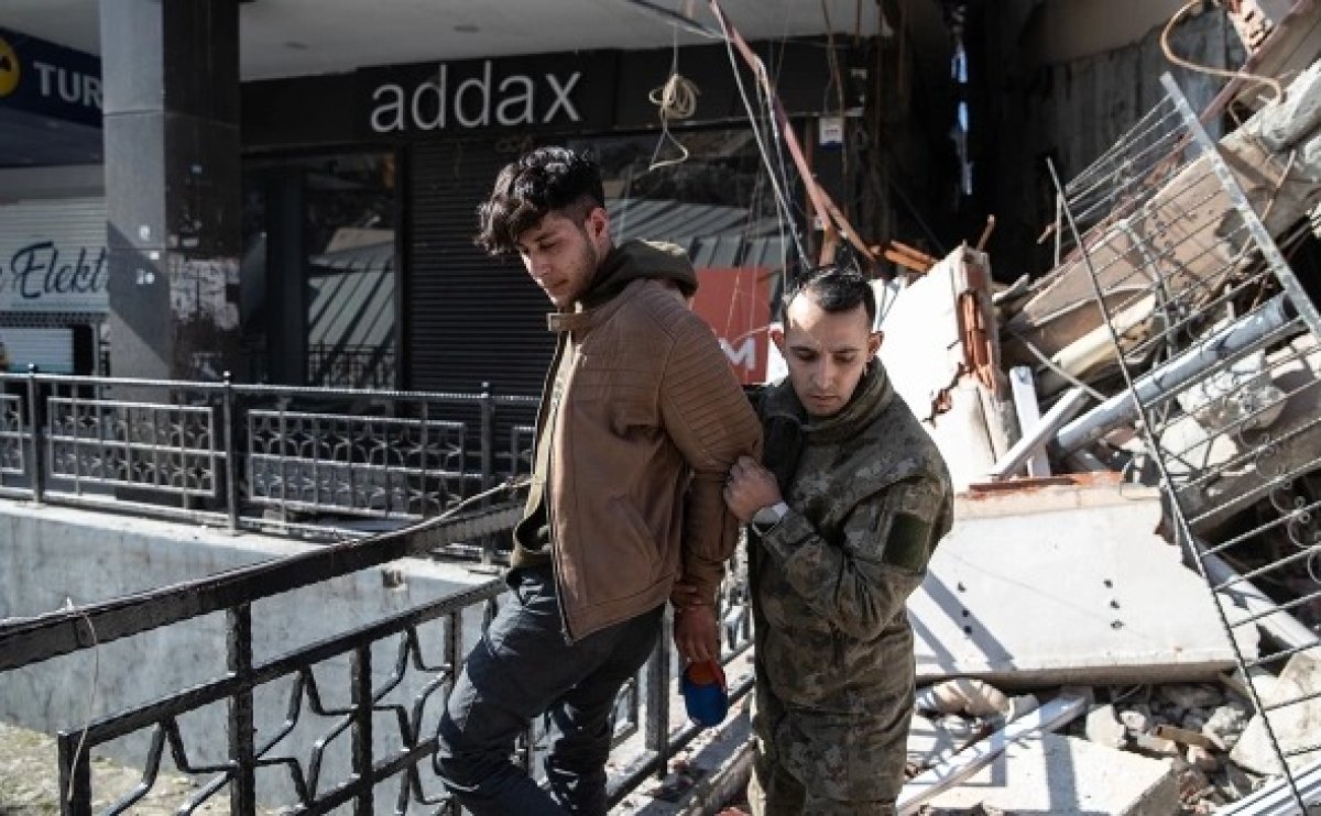 Почти сотню мародёров арестовали в Турции, - СМИ