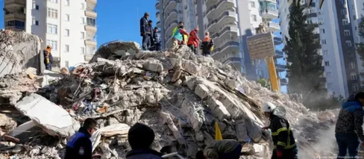 Түркия мен Сириядағы зілзаладан қаза тапқандар саны 33 мыңнан асты