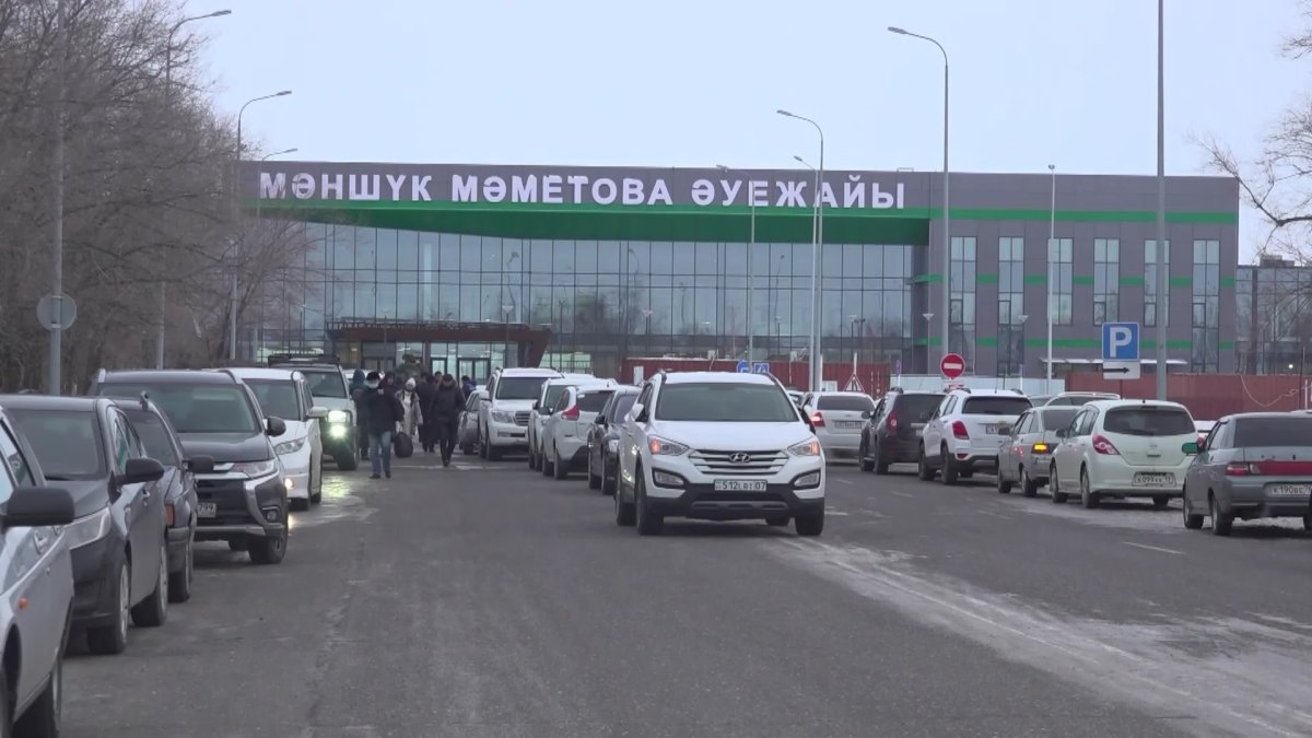 Оралдық шенеуніктер әуежайдың сатылмайтынын айтып сендірді
