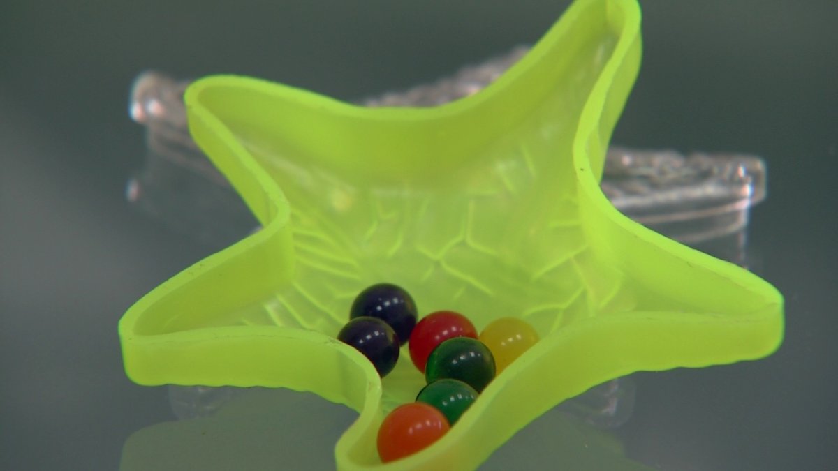 Игрушечный шарик чуть не убил двух детей в столице