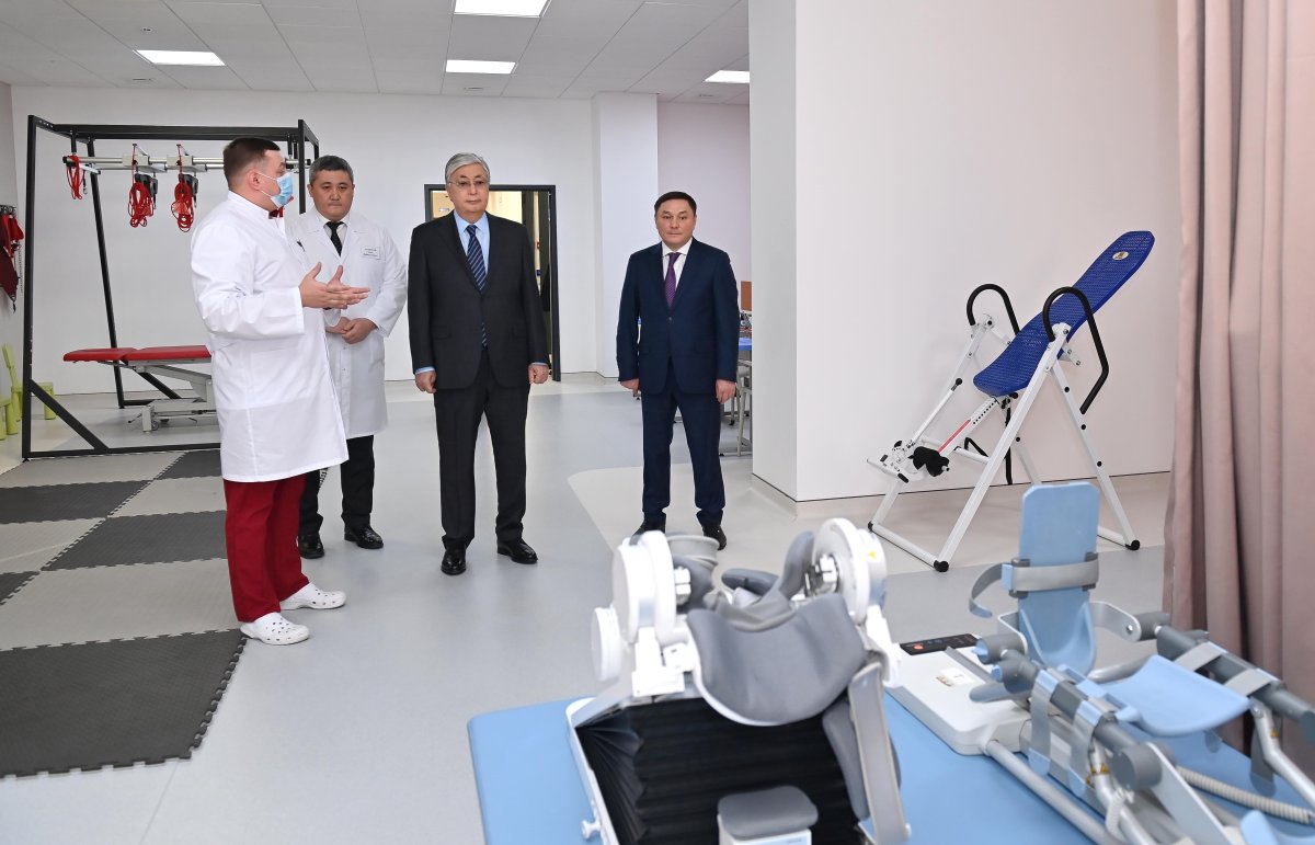 Президент «Viamedis Kokshetau» клиникалық оңалту орталығының жұмысымен танысты