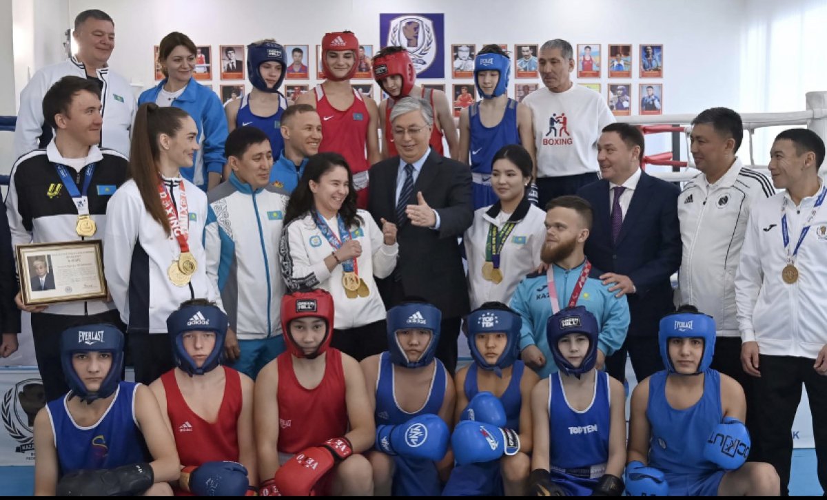 Биатлонист Бекентай Турлубеков получил благодарность от Президента