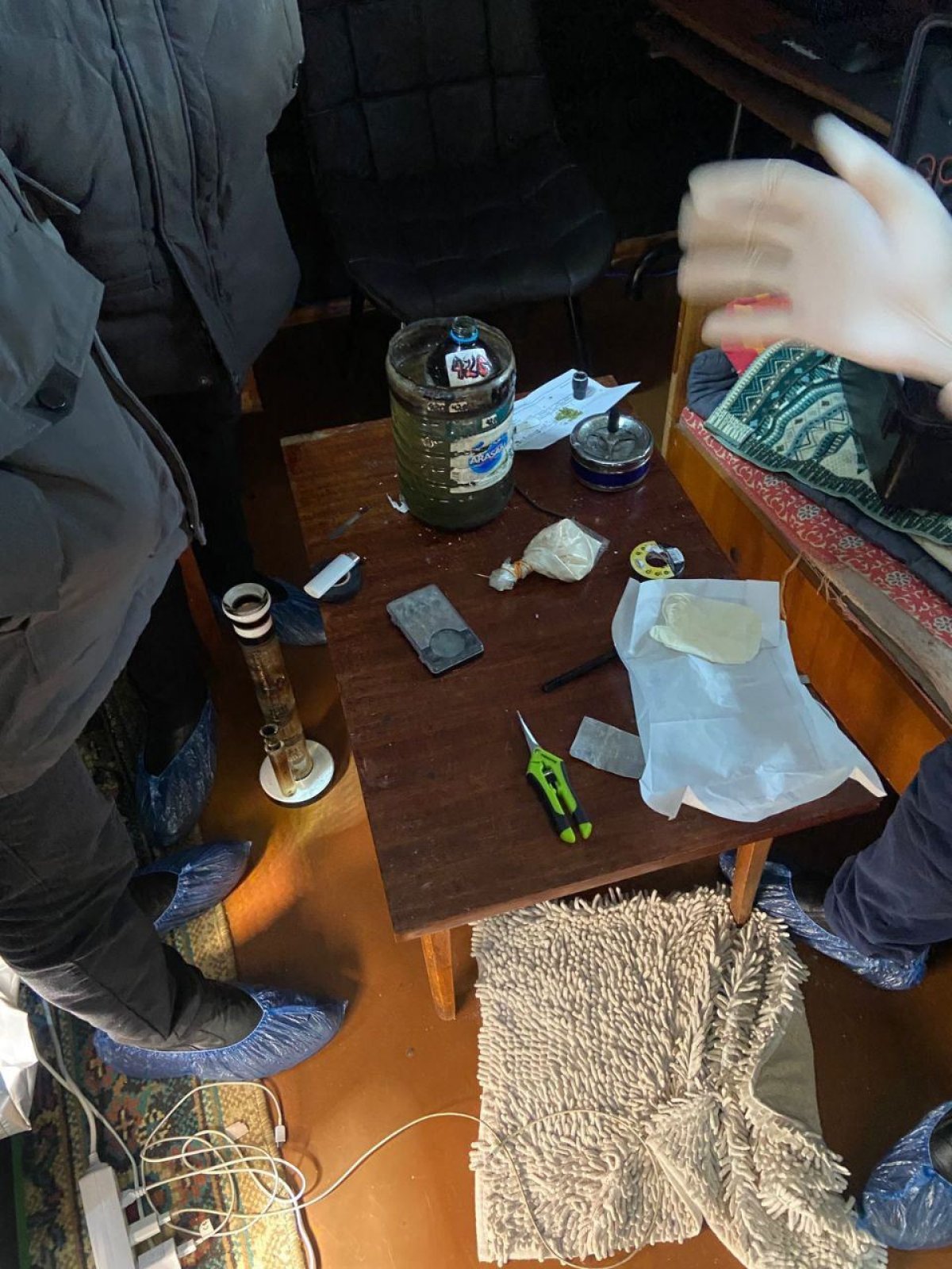 Канал поставки наркотиков присекли в Костанайской области