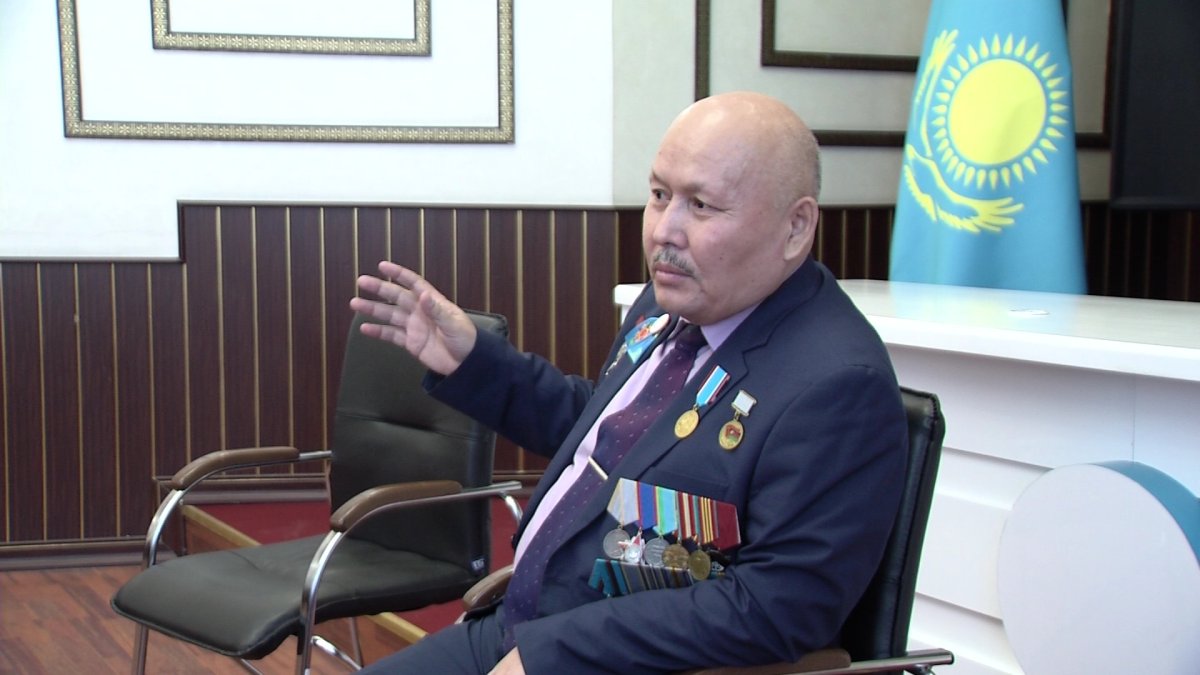 Елордалық жастар ауған соғысының ардагерімен кездесті