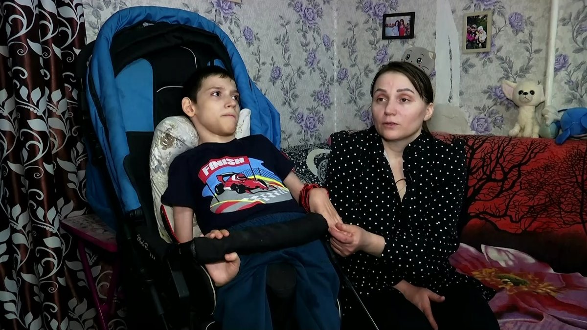 «Я сильный, я всё вытерплю»: 15-летнему Толе Давыдкову из Петропавловска нужна срочная помощь