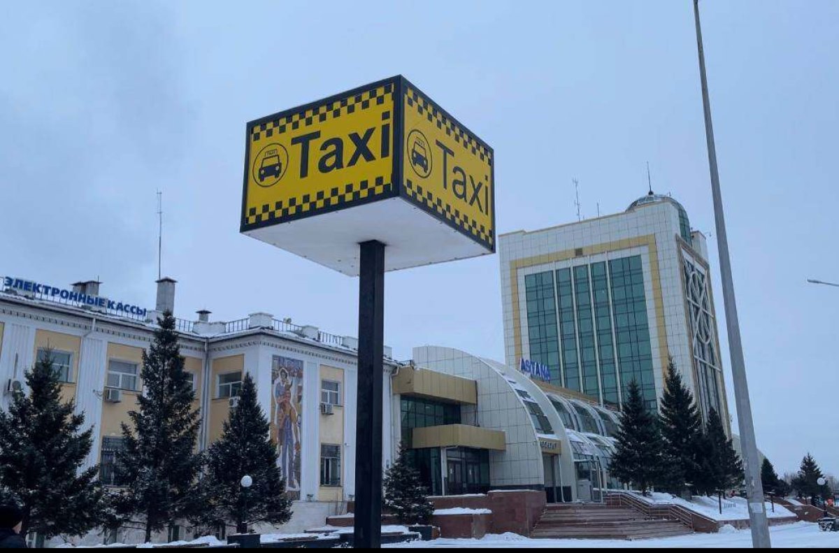 Таксиста оштрафовали  за назойливое приставание и нецензурную брань в Астане