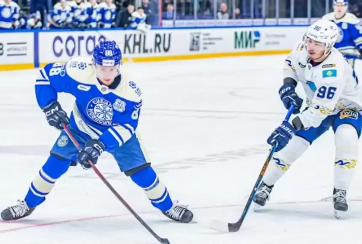 Хоккей: «Барыс» алдағы үш кездесуге қатысатын хоккейшілер тізімін жариялады