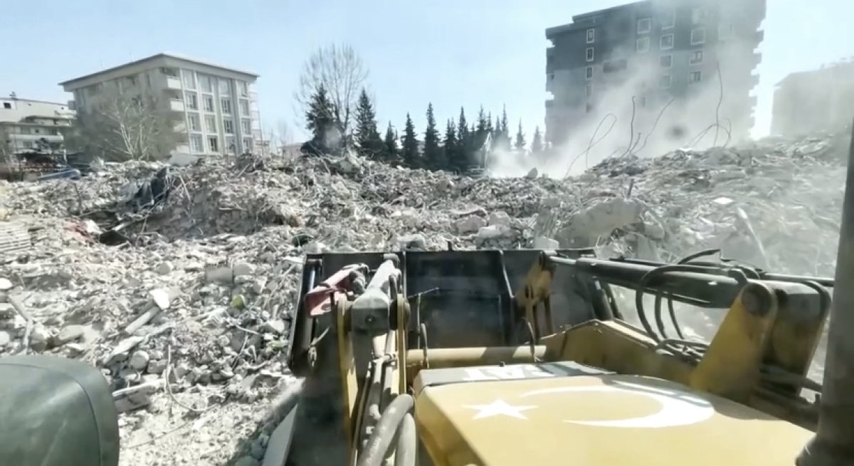 Число жертв от землетрясения в Турции и Сирии превысило 45 тысяч