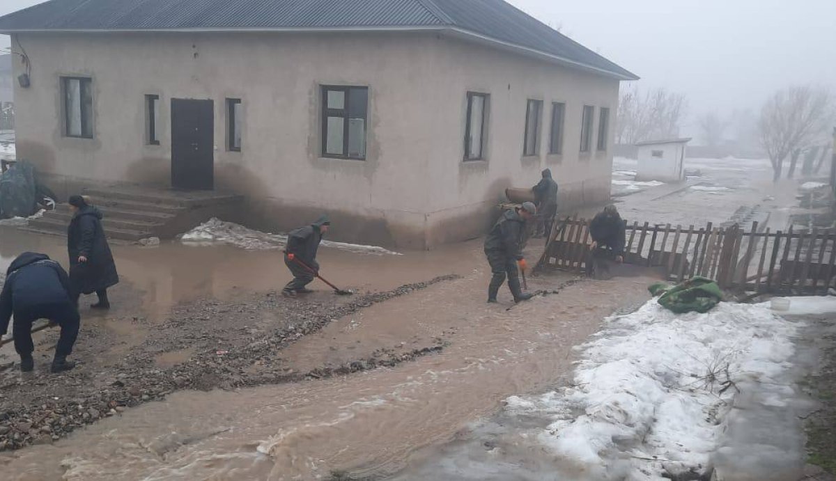 В Казахстане топит города Кентау и Туркестан