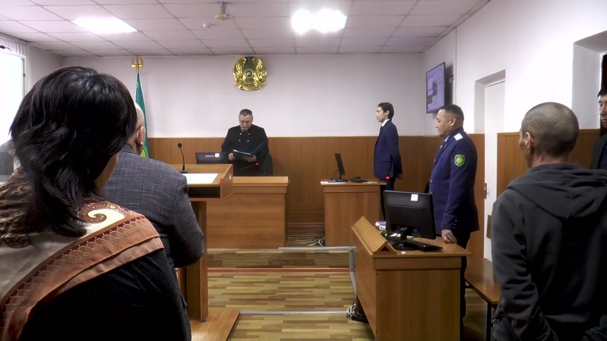 Солтүстік Қазақстанда учаскелік полицей сотталды