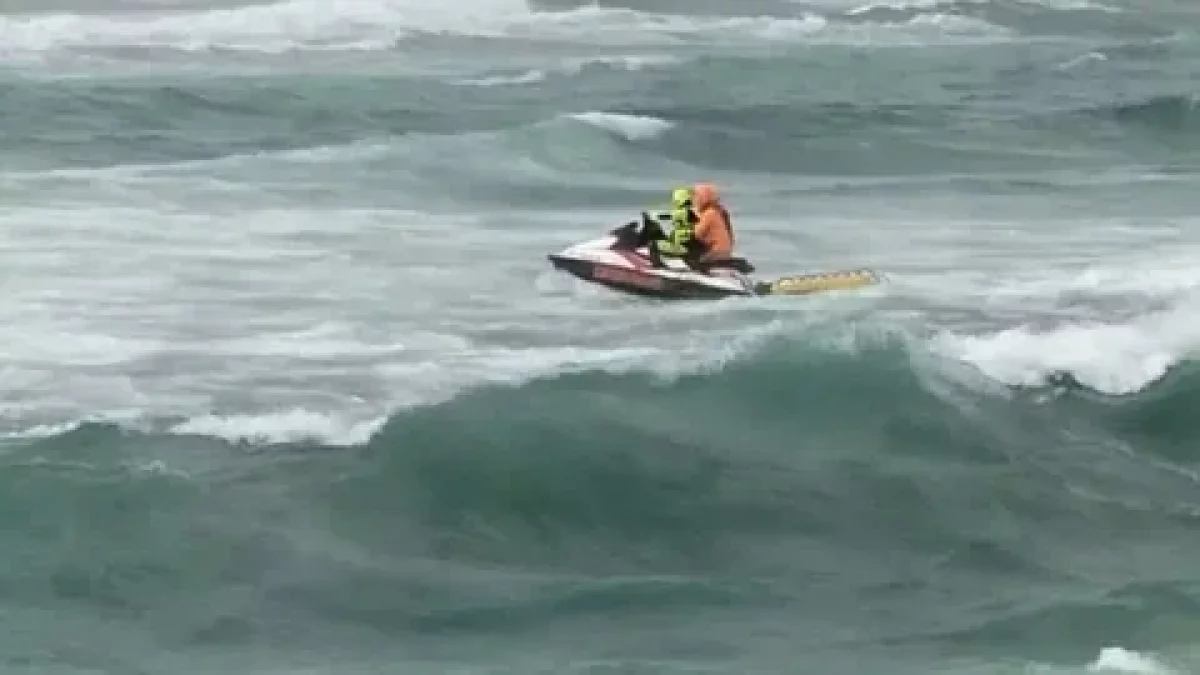 Италияда қайық суға батып, 59 мигрант қаза тапты