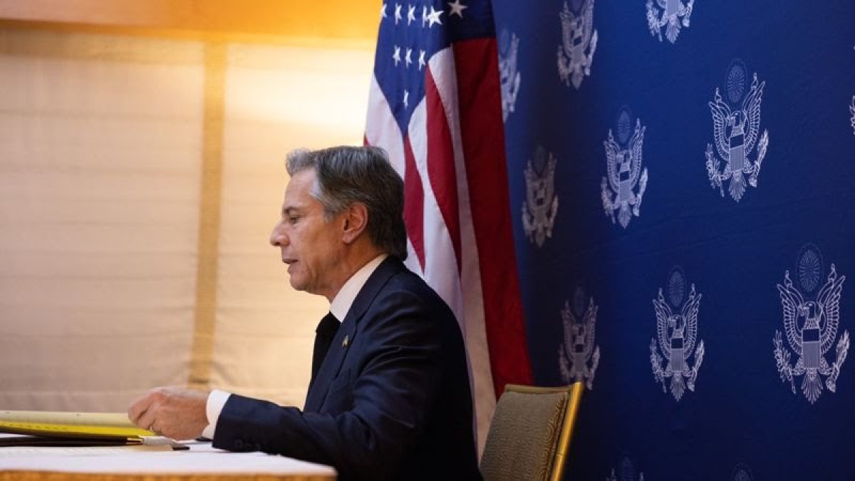 Госсекретарь США Энтони Блинкен прилетел в Астану