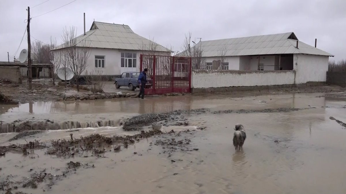 «Су басқан ауылдарға төтенше жағдай жариялануы мүмкін», - министр