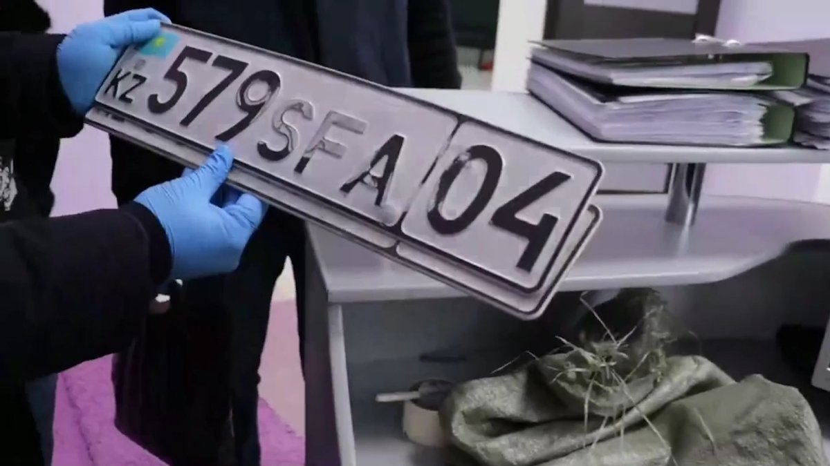 Финансовая пирамида год работала в Актобе под видом автоломбарда