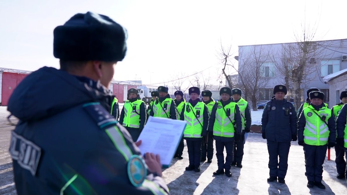 Ішкі істер министрлігі полицейлерді парасаттылыққа тексерудің алғашқы нәтижесімен бөлісті