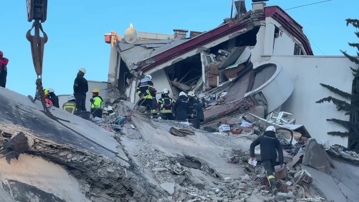 Түркиядағы зілзала зардабы: 130 атом бомбасына тең