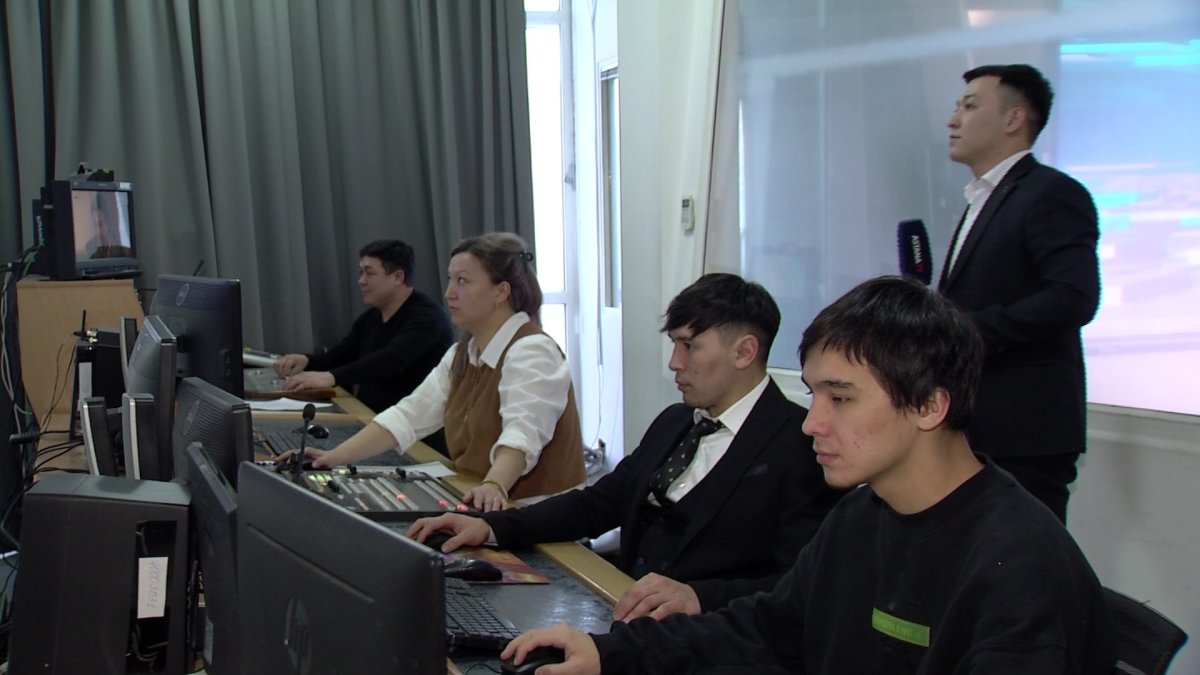 Тікелей эфирде қызық көп