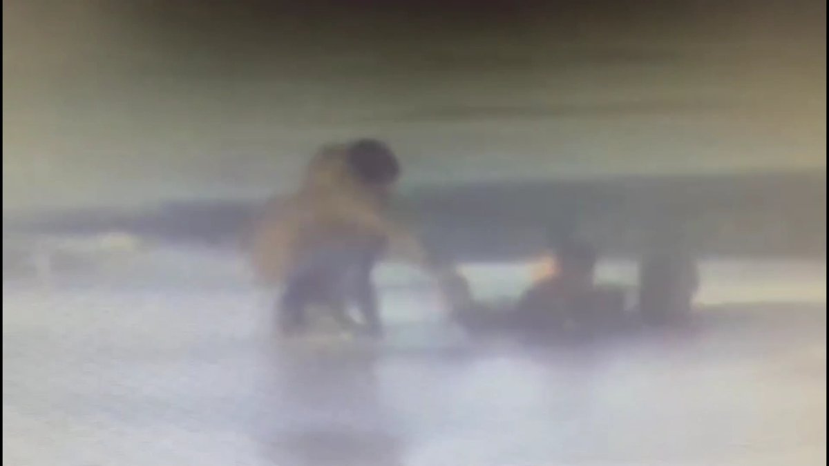 «Өзінен 6 жас үлкен баланы қорықпай судан алып шығу - екінің бірінің қолынан келе бермейтін батылдық», - Атырау тұрғыны