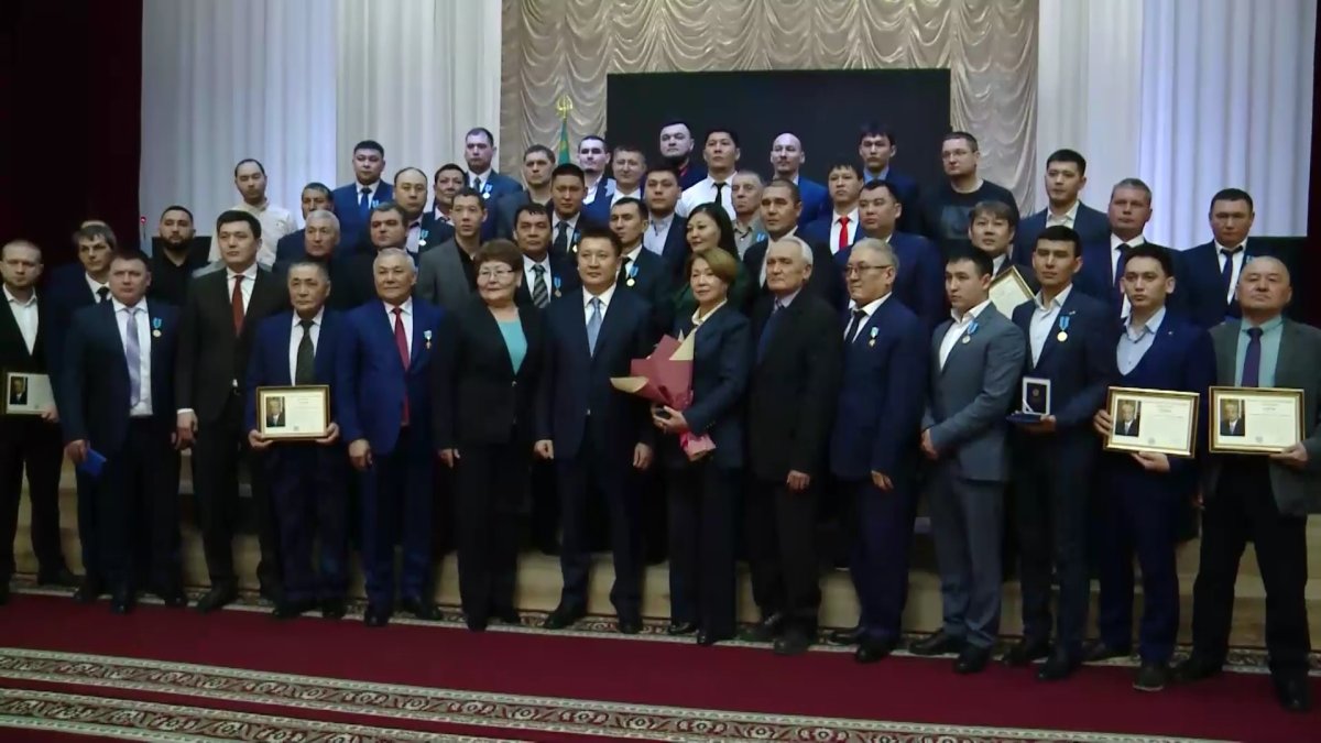 В Экибастузе наградили участников ликвидации последствий ЧП на ТЭЦ