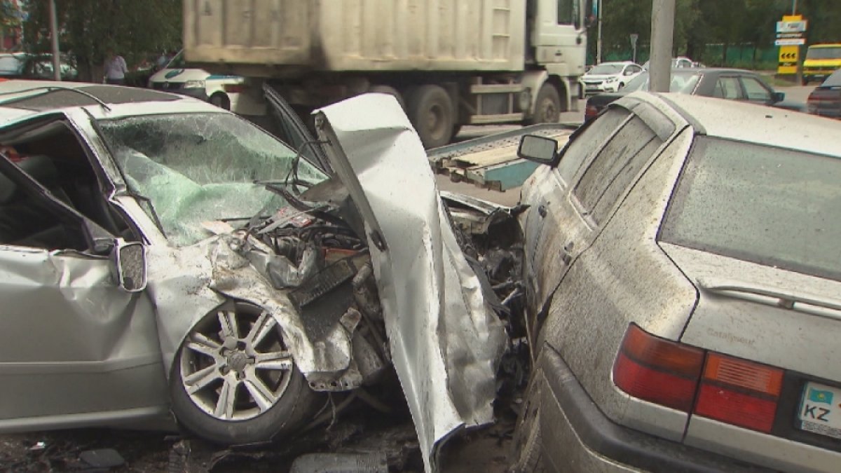 Атырауда жыл басынан бері жол апатынан 24 адам көз жұмған