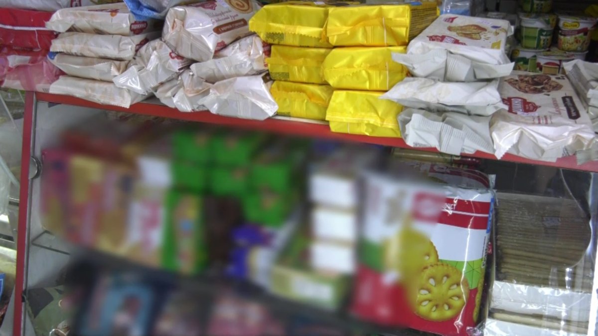 «Дүкендердегі өндірушілері мен құрамы белгісіз тәттілер түрлі ауруларға әкеп соғады», - дәрігер