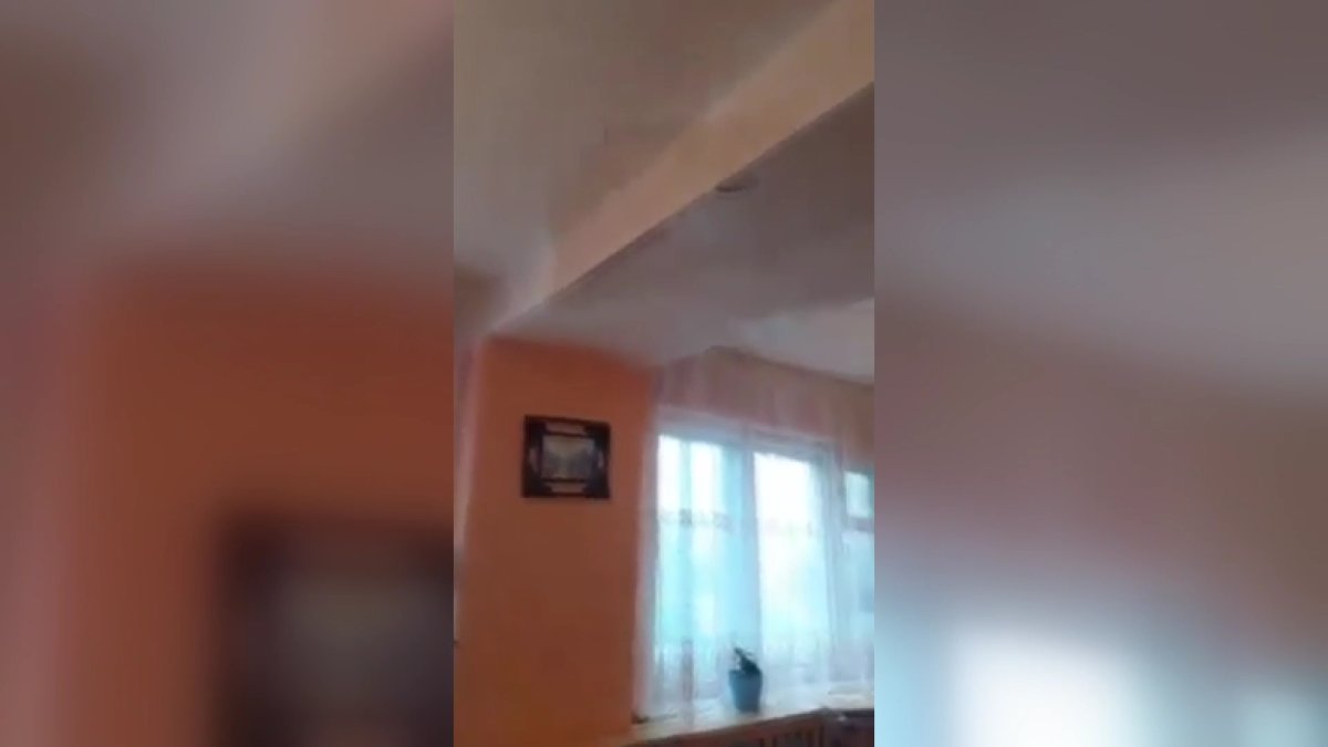 Видео протекающей крыши в детском саду Сатпаева появилось в социальных сетях