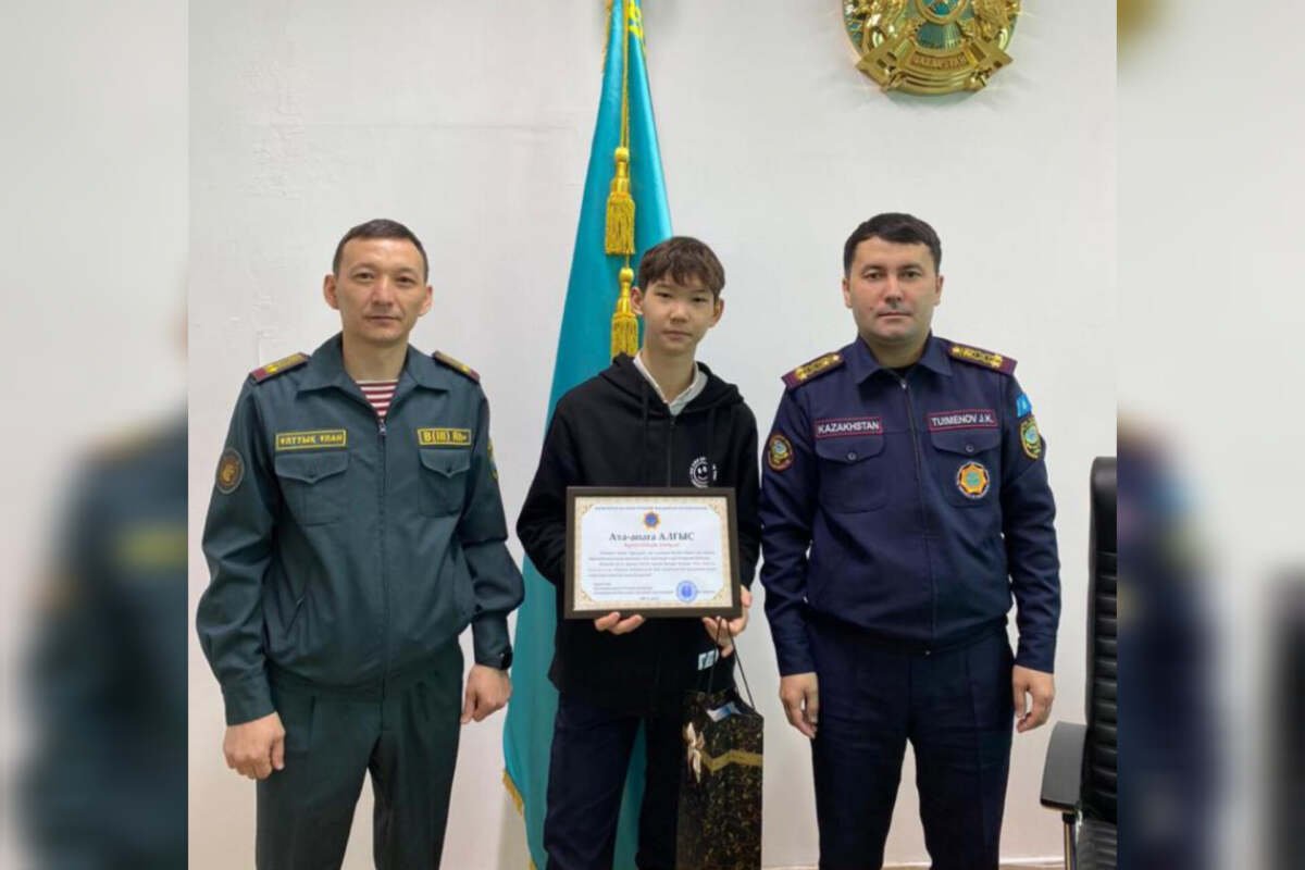 14-летний подросток вытащил друга из ледяной воды